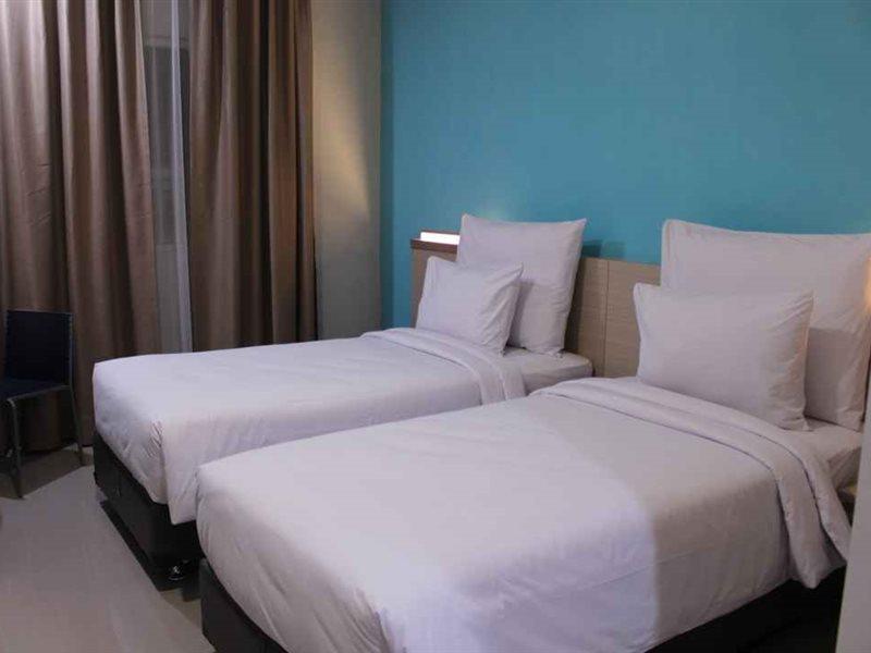 Hotel Mutiara Mitra Reddoorz Padangsidimpuan Buitenkant foto