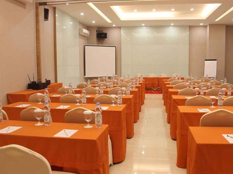 Hotel Mutiara Mitra Reddoorz Padangsidimpuan Buitenkant foto