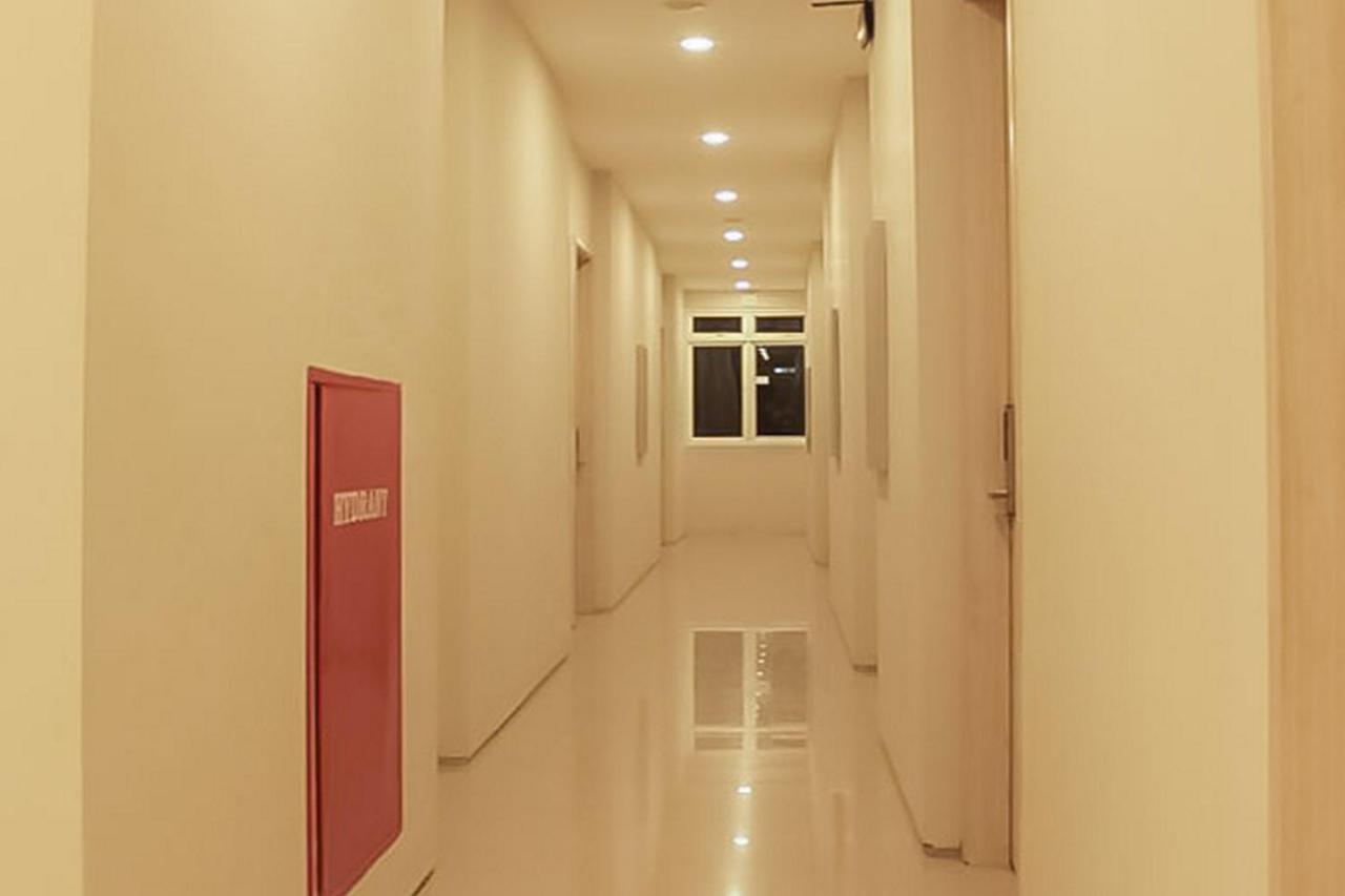 Hotel Mutiara Mitra Reddoorz Padangsidimpuan Buitenkant foto