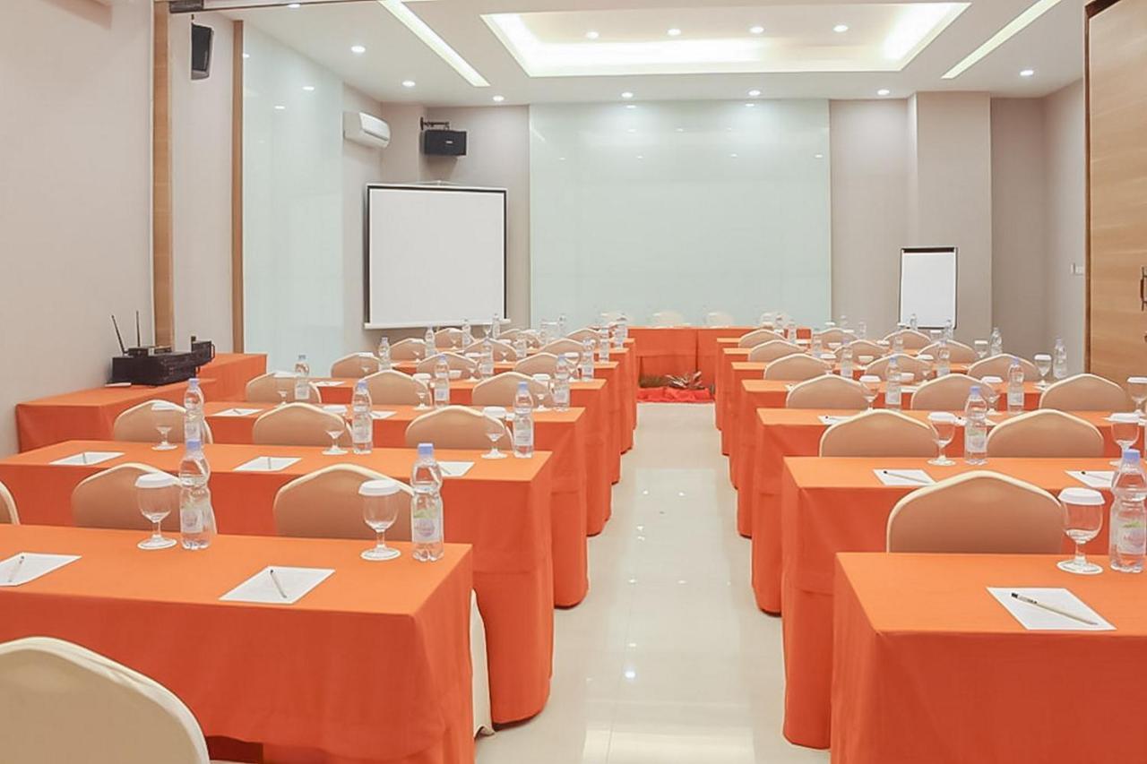 Hotel Mutiara Mitra Reddoorz Padangsidimpuan Buitenkant foto